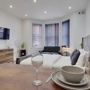 Ashley Road 1 Apartment